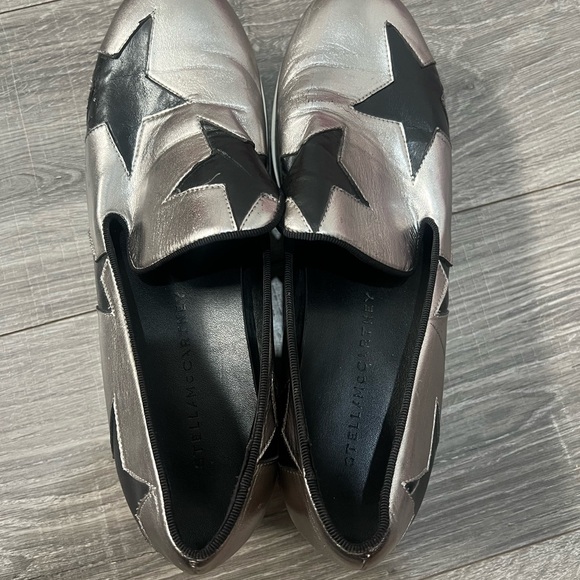 Stella McCartney Silver/Black Faux Leather Binx Star Slip On Sneakers Size 11 - Picture 7 of 8